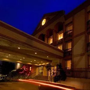 Executive Express Vancouver Airport 2*, Richmond Canada
